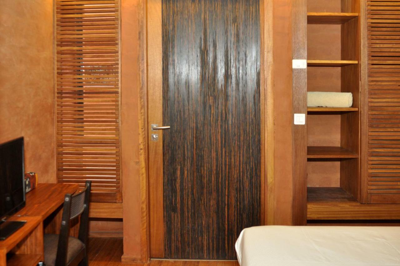 Hotel Le Djoloff Dakar Bagian luar foto
