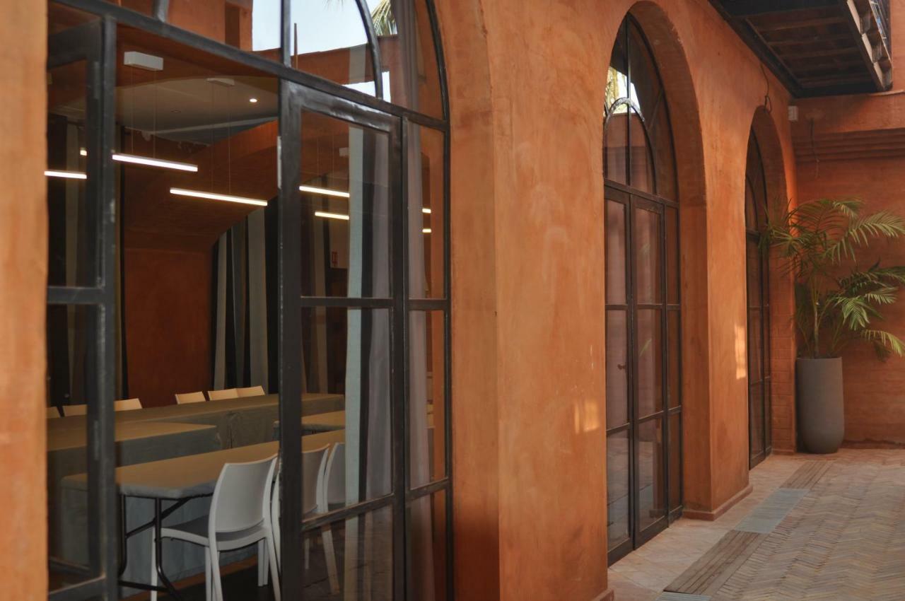 Hotel Le Djoloff Dakar Bagian luar foto