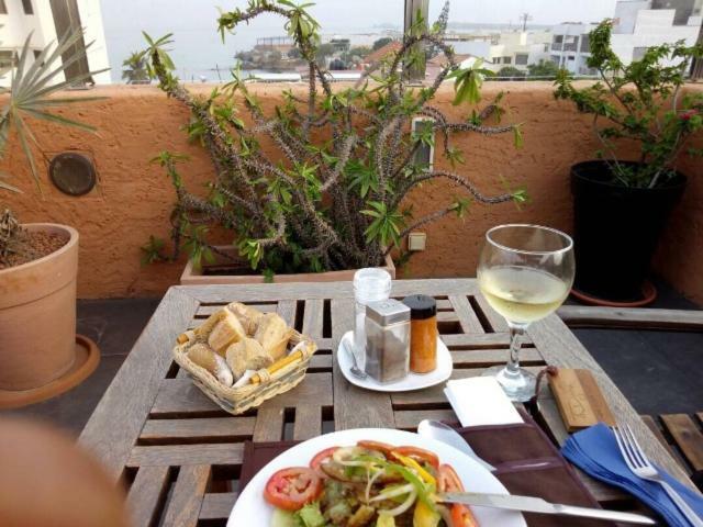 Hotel Le Djoloff Dakar Bagian luar foto